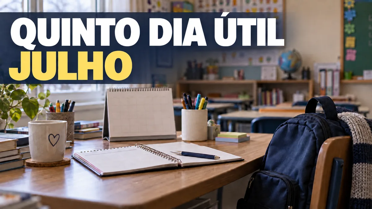Quinto dia útil de julho: mochila e agenda da família sobre a escrivaninha.
